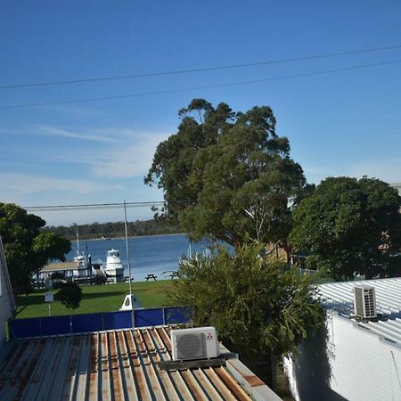 Metung Waters Motel And Apartments Bagian luar foto