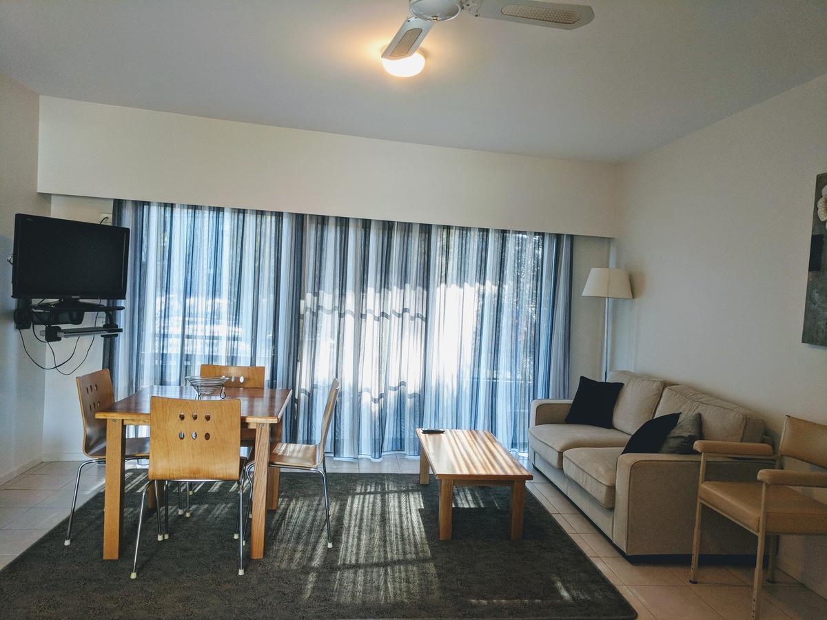 Metung Waters Motel And Apartments Bagian luar foto